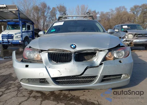 2008 BMW 328Xi из США, поврежденный, VIN WBAVC93548K036392